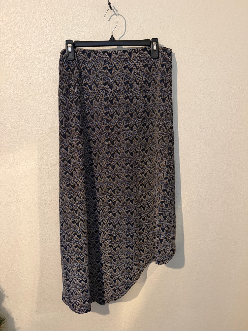 Zara Navy and Gold Asymmetrical Chevron Midi Skirt